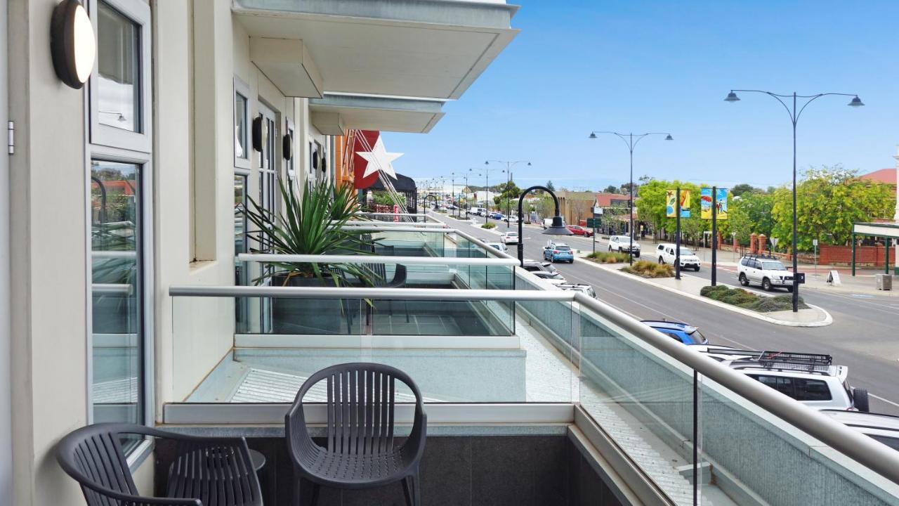 Port Adelaide Semaphore Splash Apartments מראה חיצוני תמונה